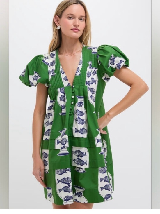 HUNTER BELL Dresses & Skirts - Hunter Bell Wilkes Dress Green Fish Print Short Dress
